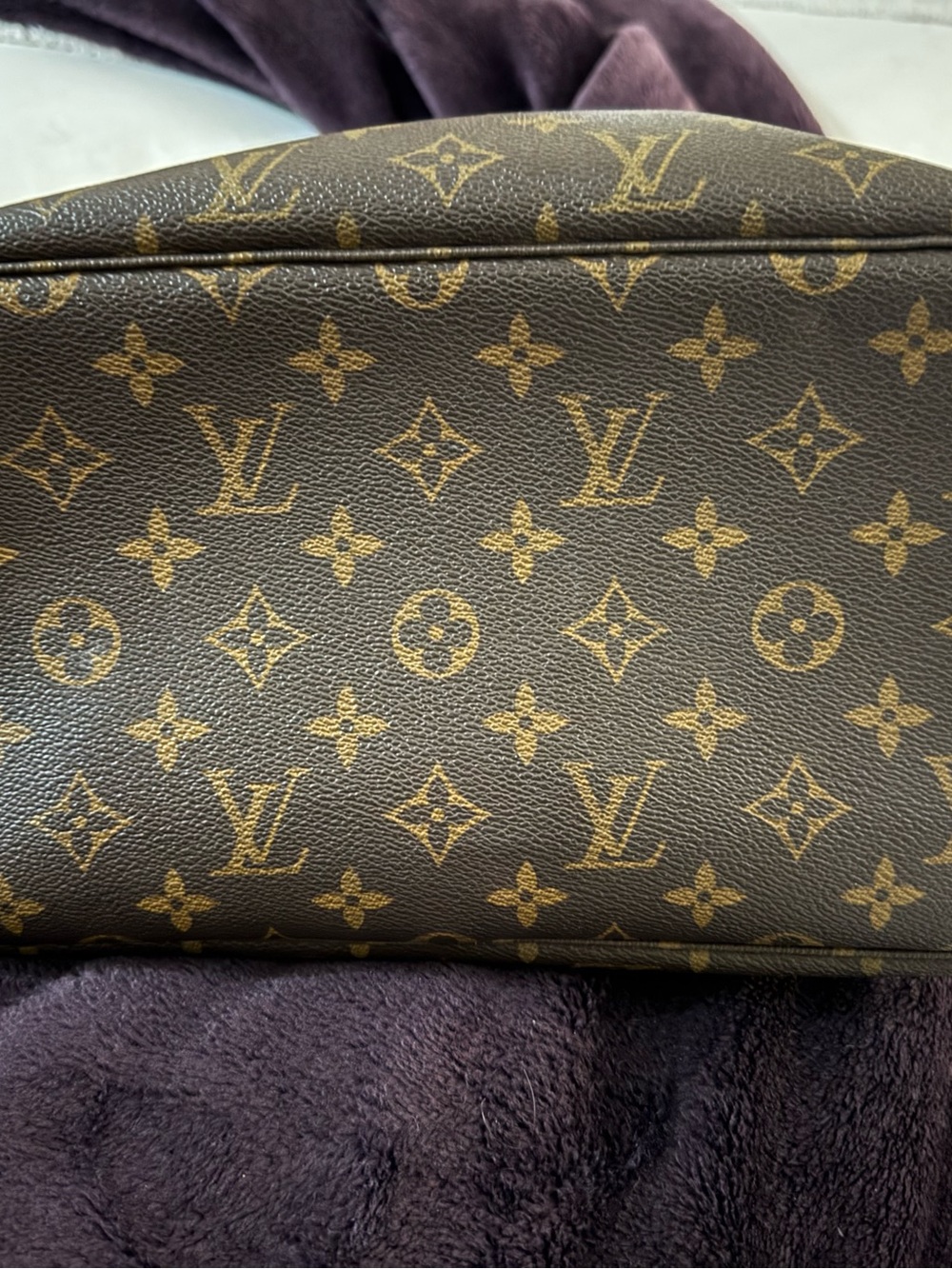 Louis Vuitton Neverfull MM - Picture 6 of 13
